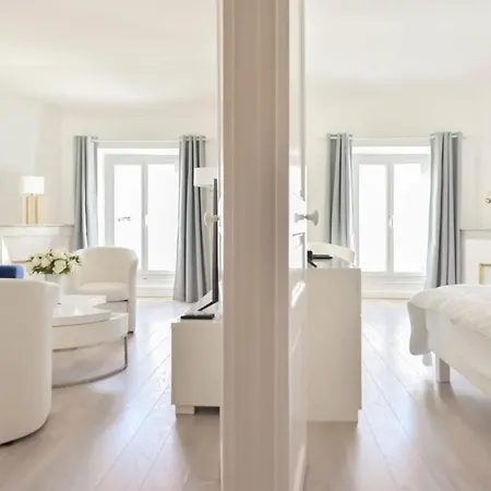 2-br Center Near Croisette & Palais Cannes