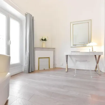 2-br Center Near Croisette & Palais Apartment *