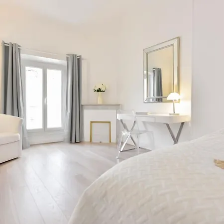 2-br Center Near Croisette & Palais Cannes