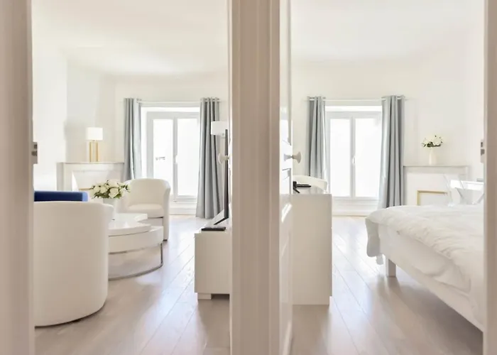 2-br Center Near Croisette & Palais 칸느