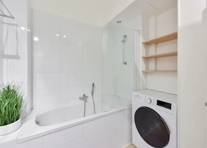 2-br Center Near Croisette & Palais